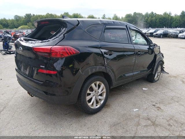 2020 HYUNDAI TUCSON SE 4