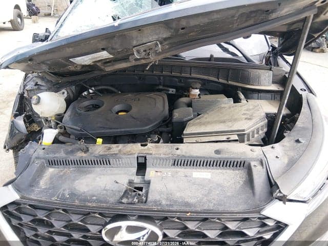 2020 HYUNDAI TUCSON SE 10