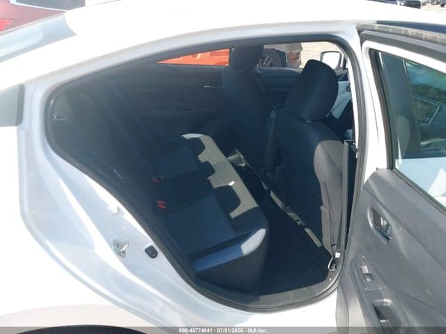 2025 NISSAN VERSA 1.6 SV 8