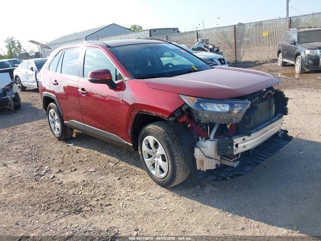 2020 TOYOTA RAV4 LE 1