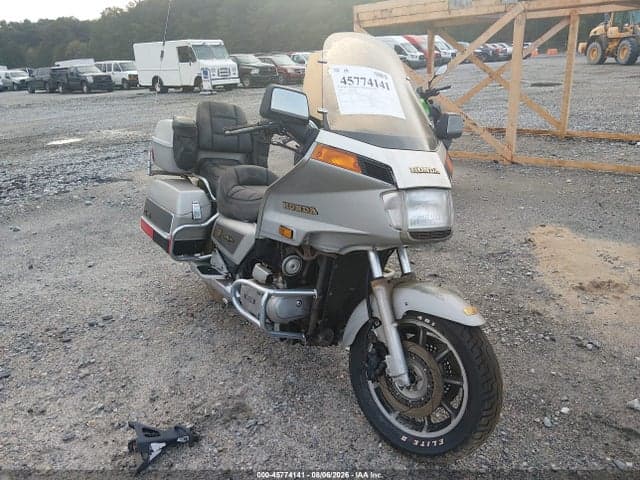 1986 HONDA GL1200 A - 1