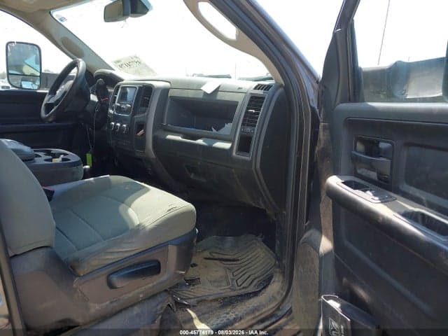 2018 RAM 2500 TRADESMAN 4X4 8' BOX 5