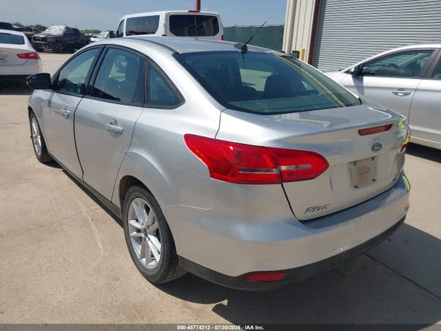 2017 FORD FOCUS SE 3