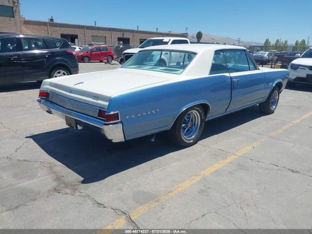 1965 PONT TEMPEST 4