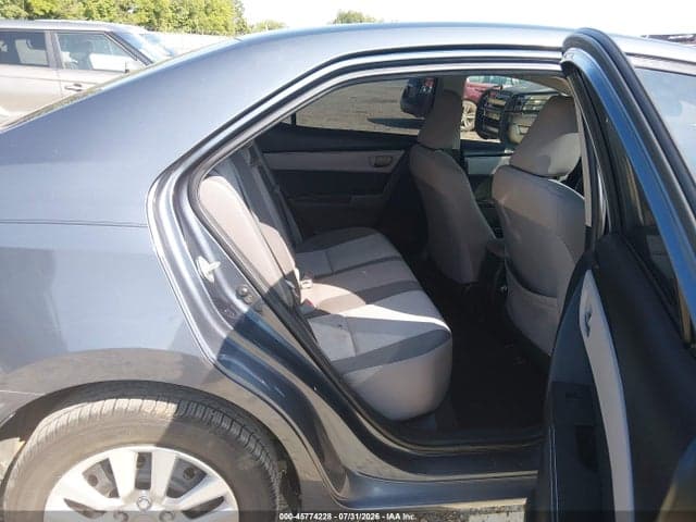 2019 TOYOTA COROLLA LE 8