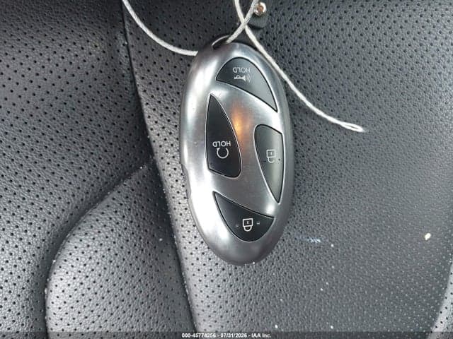 2025 HYUNDAI ELANTRA LIMITED 11