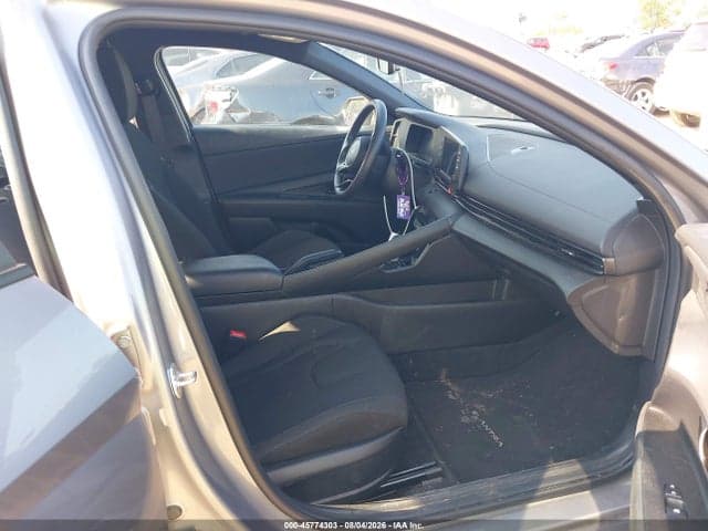 2025 HYUNDAI ELANTRA SEL SPORT 5
