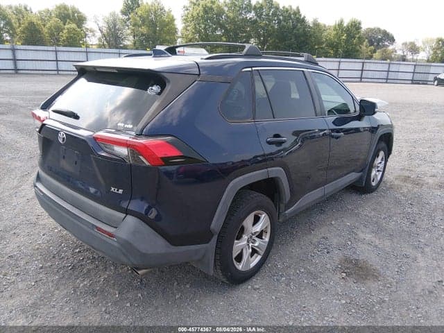 2019 TOYOTA RAV4 XLE 4
