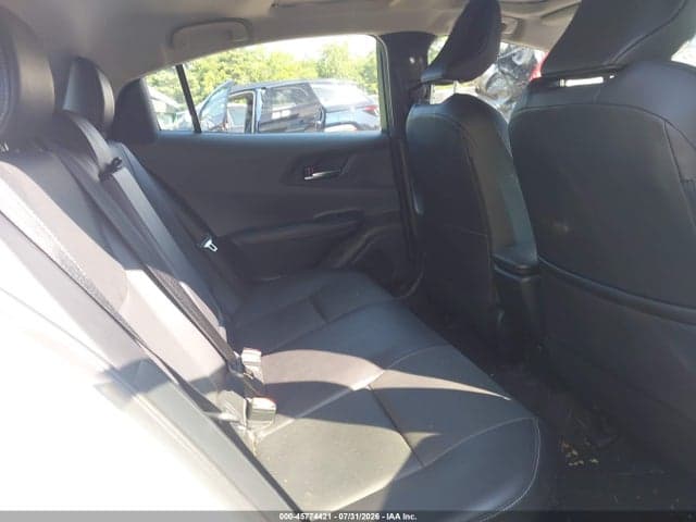 2023 TOYOTA PRIUS XLE AWD-E 8