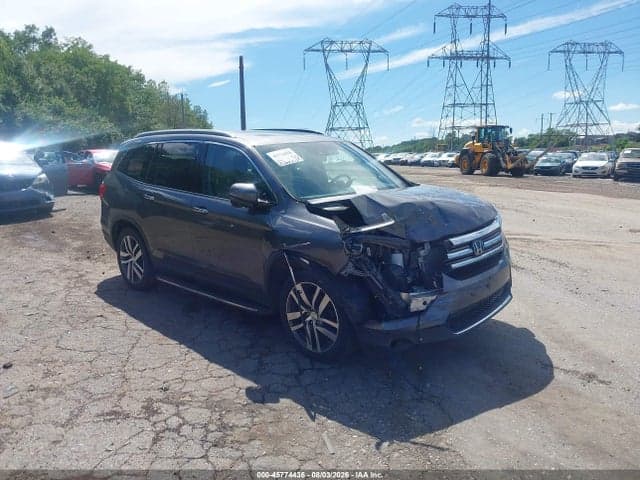 2017 HONDA PILOT TOURING - 1