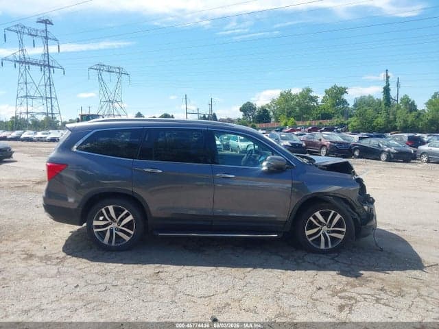 2017 HONDA PILOT TOURING 13