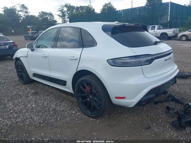 2024 PORSCHE MACAN GTS 3