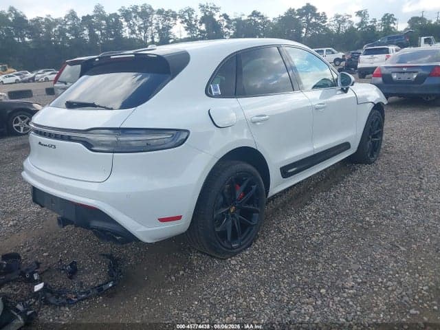 2024 PORSCHE MACAN GTS 4