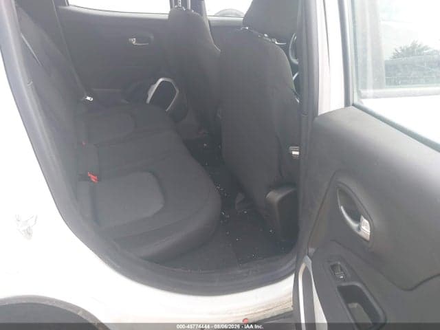 2018 JEEP RENEGADE SPORT 4X4 3
