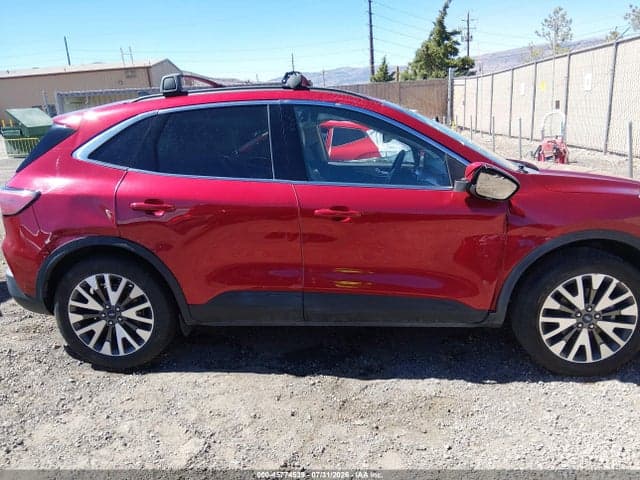 2020 FORD ESCAPE TITANIUM 13