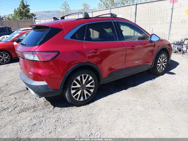 2020 FORD ESCAPE TITANIUM 4