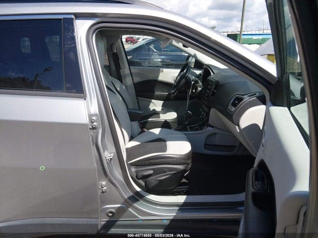 2018 JEEP COMPASS LATITUDE 4X4 5