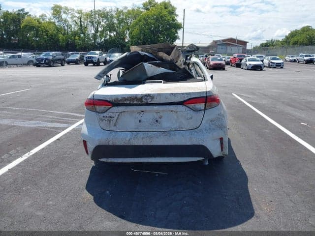 2021 TOYOTA COROLLA LE 15