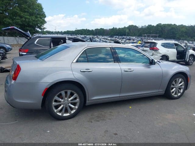 2018 CHRYSLER 300 LIMITED AWD 13