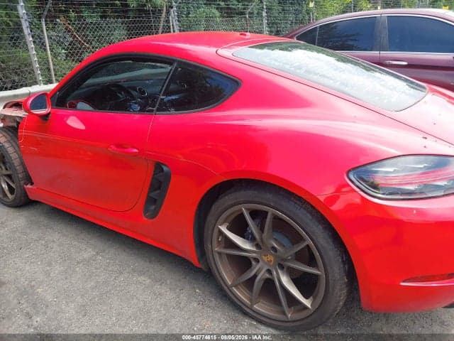 2018 PORSCHE 718 CAYMAN 7