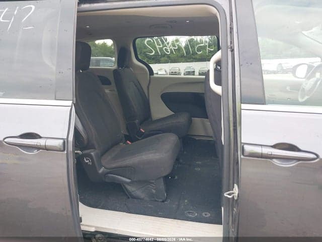 2018 CHRYSLER PACIFICA TOURING 8
