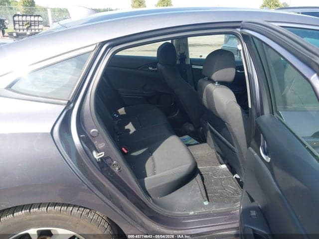 2017 HONDA CIVIC EX 8