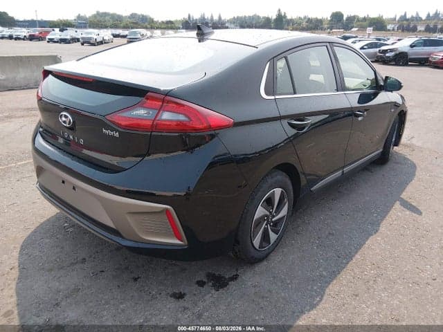 2017 HYUNDAI IONIQ HYBRID SEL 4
