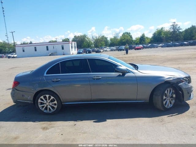 2017 MERCEDES-BENZ E 300 4MATIC 13