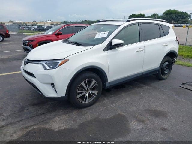 2018 TOYOTA RAV4 XLE 2