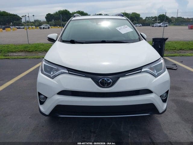 2018 TOYOTA RAV4 XLE 13