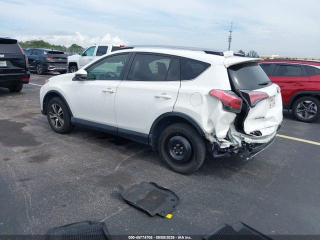 2018 TOYOTA RAV4 XLE 3