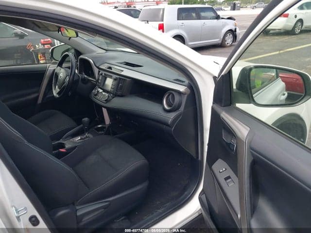 2018 TOYOTA RAV4 XLE 5