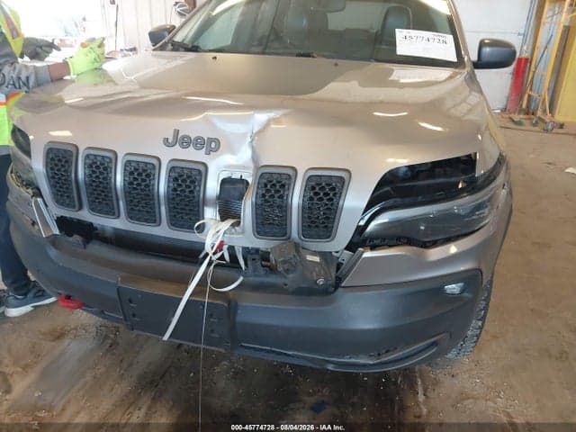 2019 JEEP CHEROKEE TRAILHAWK 4X4 6