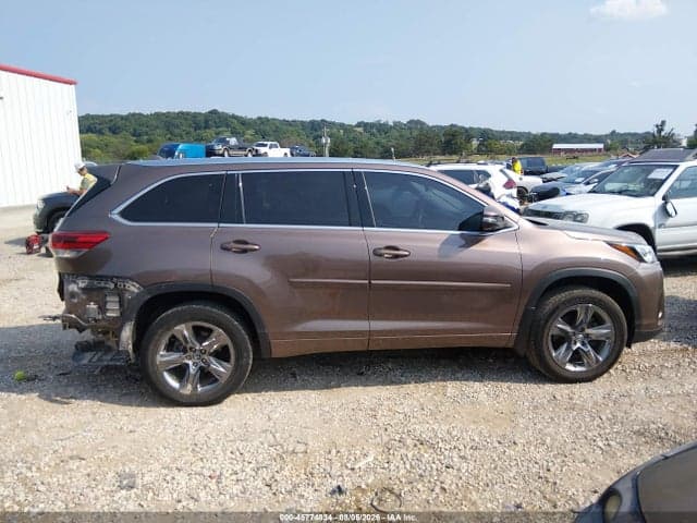 2019 TOYOTA HIGHLANDER LIMITED PLATINUM 14