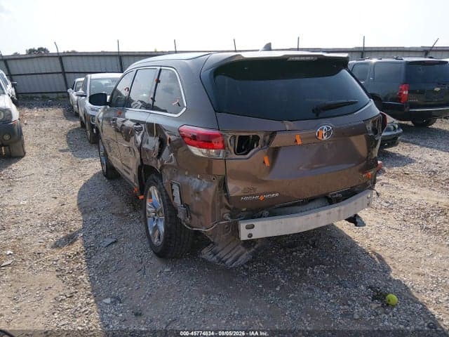 2019 TOYOTA HIGHLANDER LIMITED PLATINUM 6