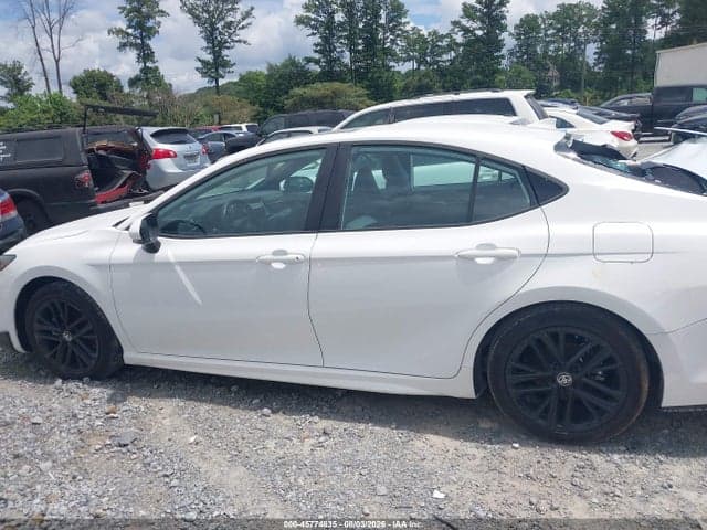 2025 TOYOTA CAMRY SE 14