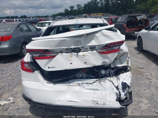 2025 TOYOTA CAMRY SE 6