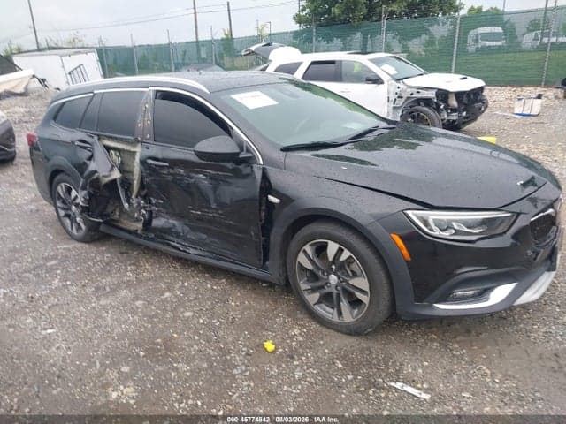 2018 BUICK REGAL TOURX ESSENCE - 1