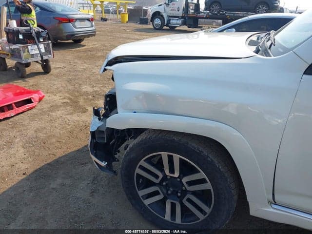 2018 TOYOTA 4RUNNER LIMITED 21