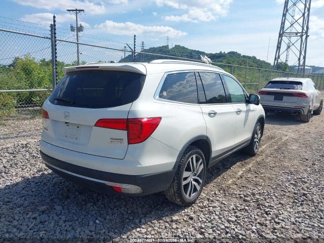 2017 HONDA PILOT TOURING 4