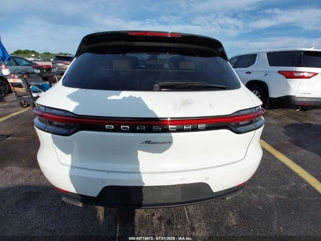 2020 PORSCHE MACAN 16