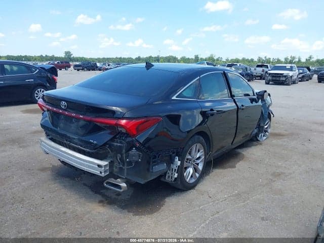 2020 TOYOTA AVALON XLE 4