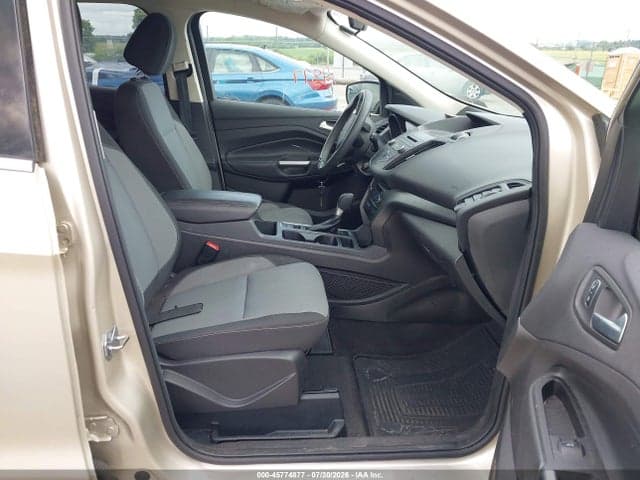 2017 FORD ESCAPE SE 5
