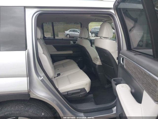 2025 HYUNDAI SANTA FE LIMITED 8