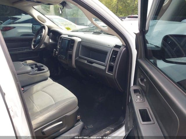 2018 RAM 1500 EXPRESS 4X2 5'7 BOX 5