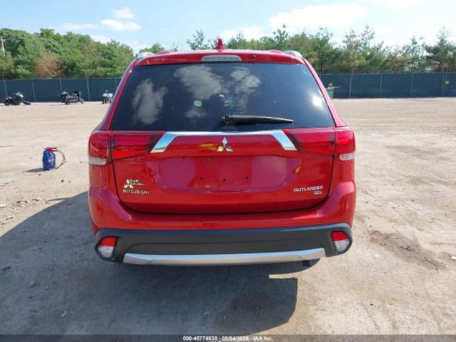 2017 MITSUBISHI OUTLANDER SE/SEL 16