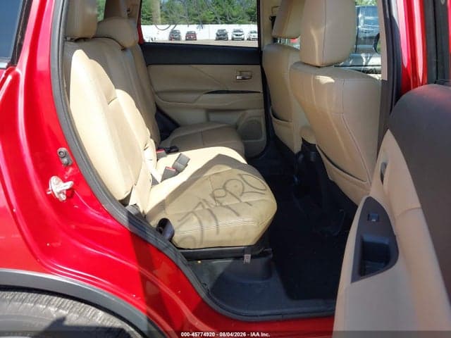 2017 MITSUBISHI OUTLANDER SE/SEL 8