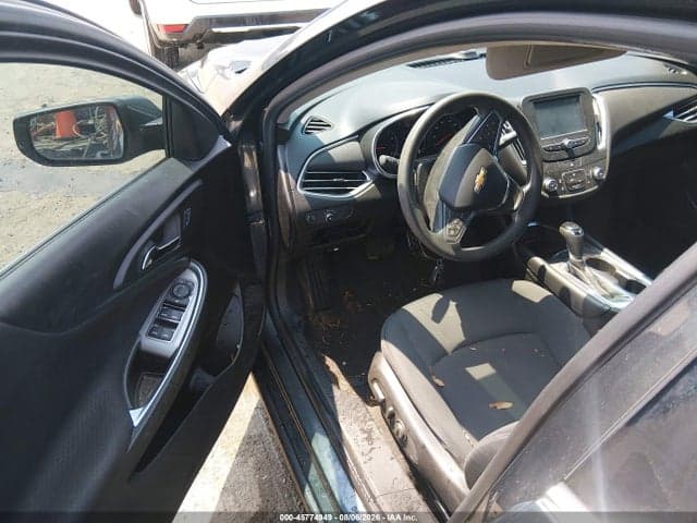 2017 CHEVROLET MALIBU 1LT 17