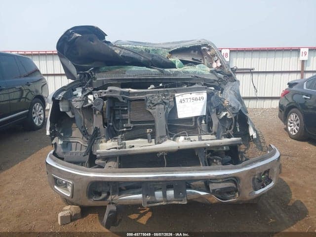 2017 NISSAN TITAN SL 6