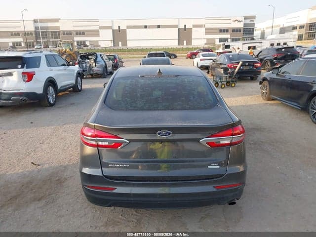 2020 FORD FUSION SE 16